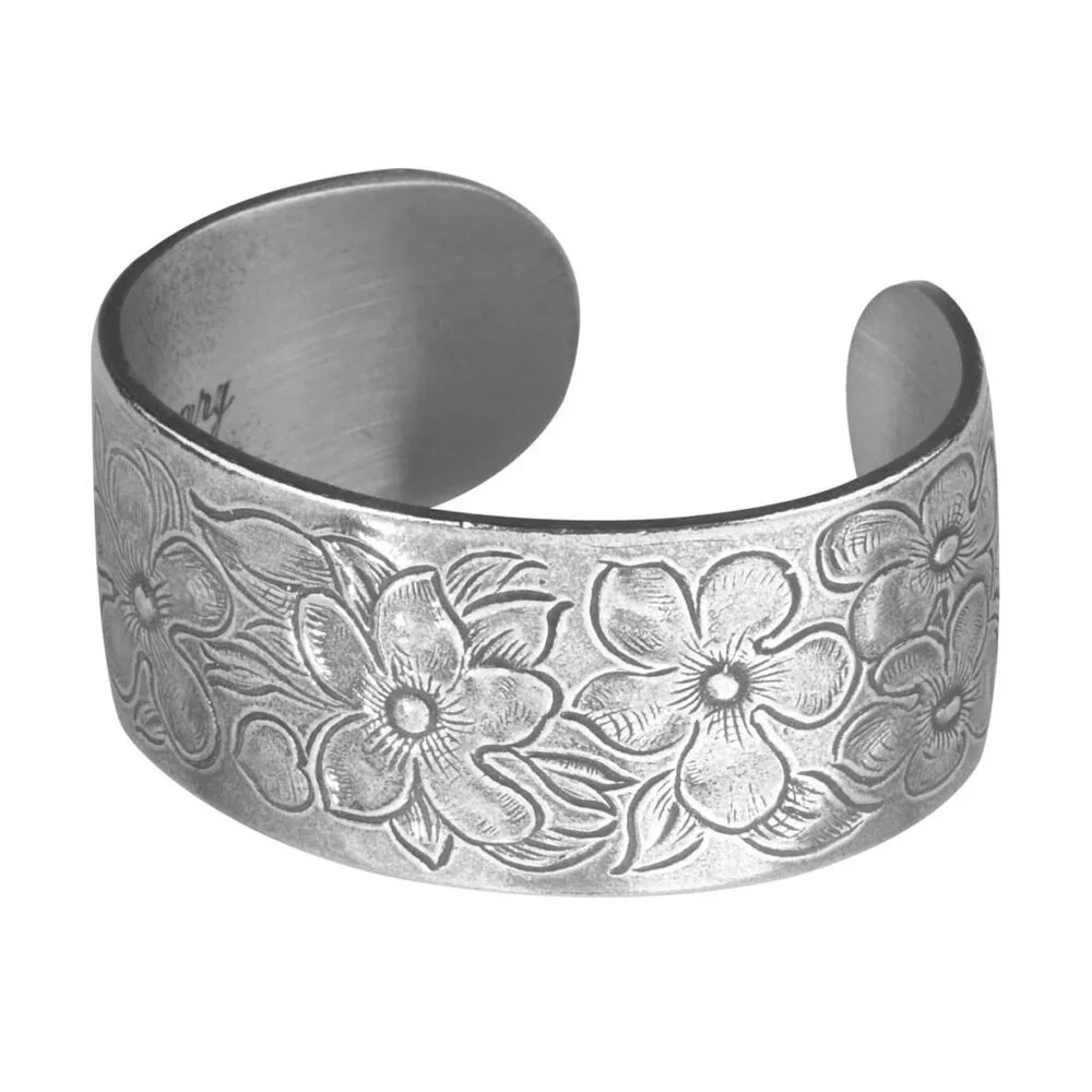 Signed Salisbury Pewter, Cuff Engraved Bracelet, Flower Of The Month "February" - Picture 7 of 11